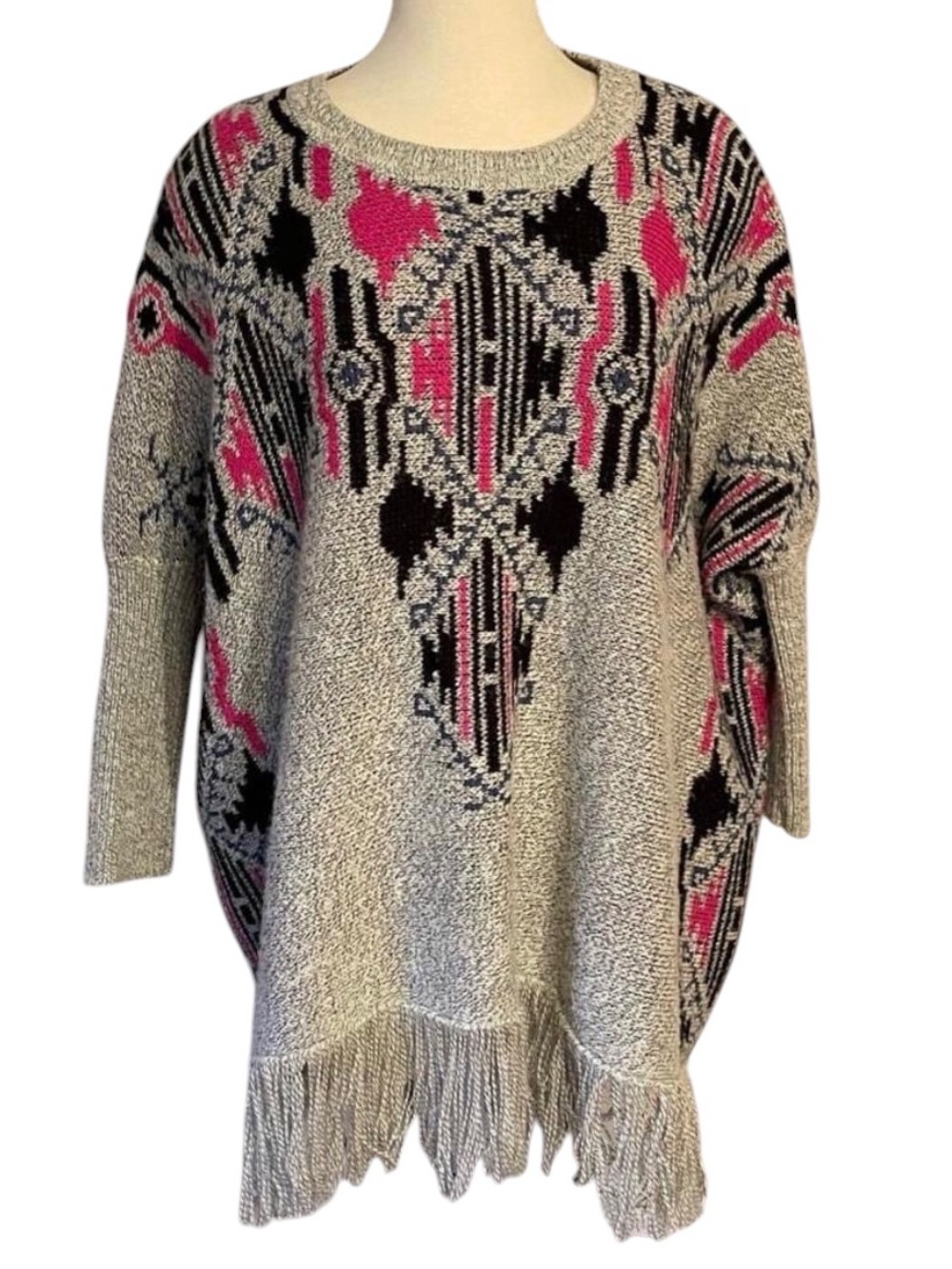 Gray Sweater with Pink‎ & Black Geometric Fringe Hem